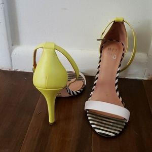 Mix No. 6 Neon Yellow Pumps